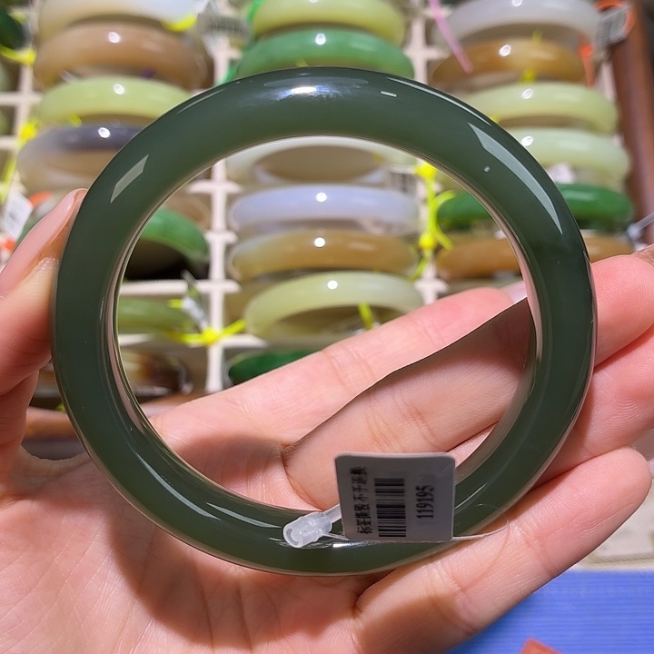 和田玉未镶嵌手镯深湖绿60.5