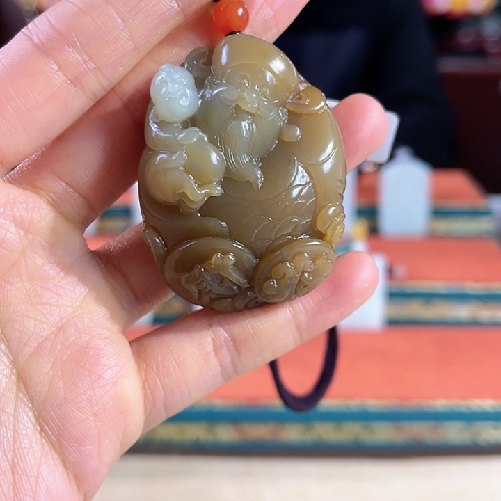 和田玉吊坠未镶嵌
