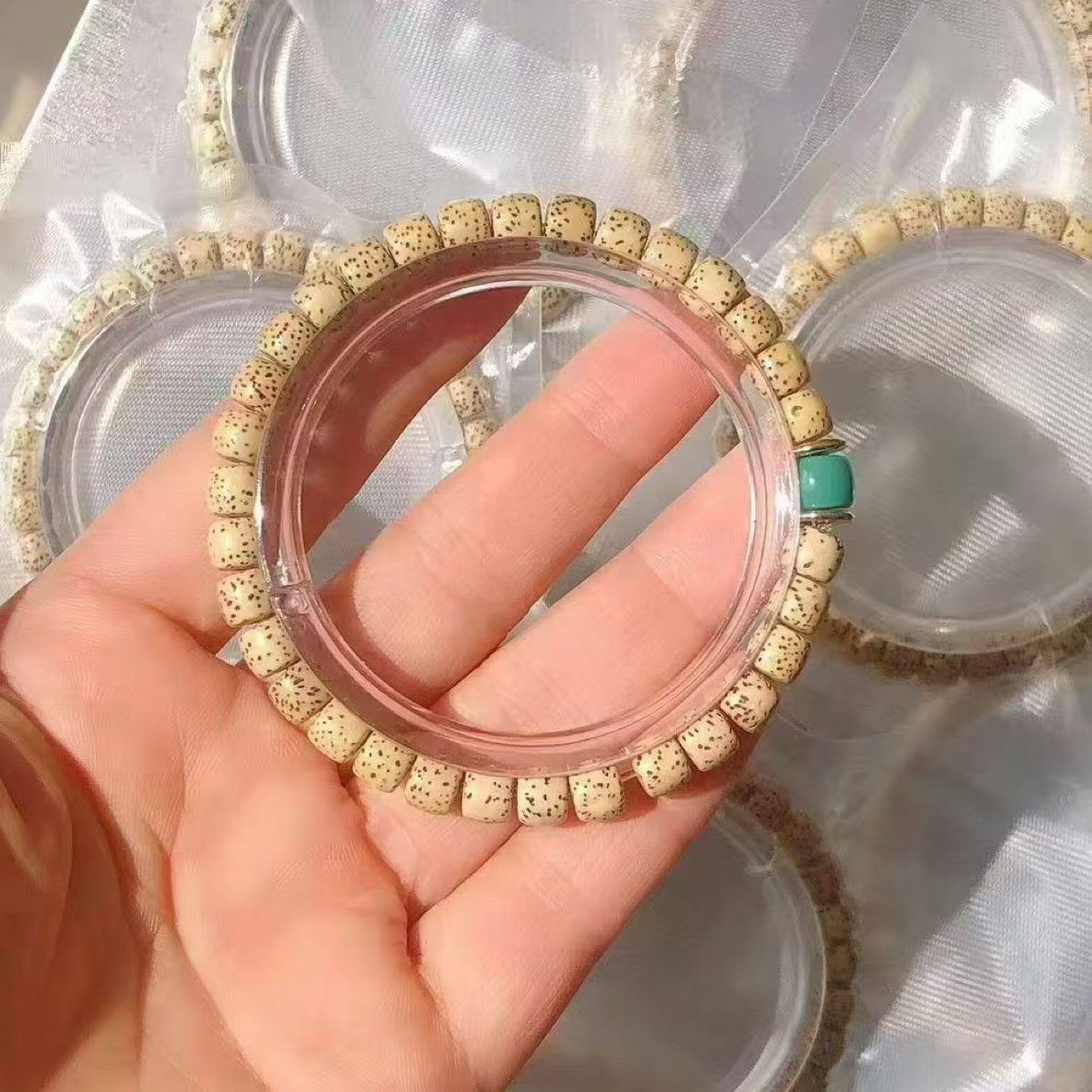 黄金籽星月直切手串，天然木纹各有千秋，结缘即是有缘