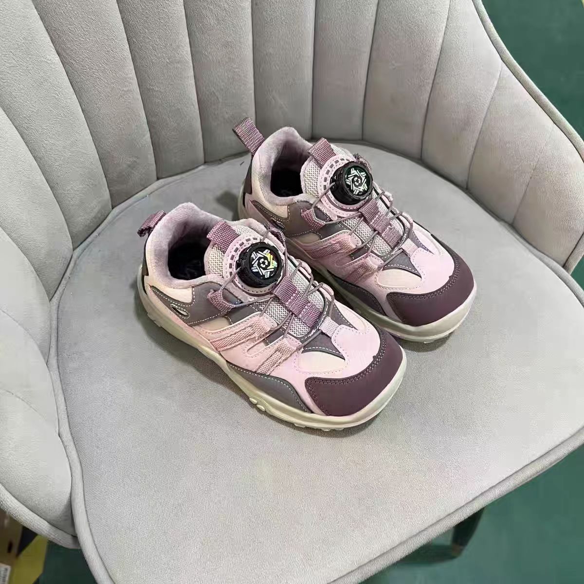 新款皮面防水户外登山暴走运动儿童鞋5K02