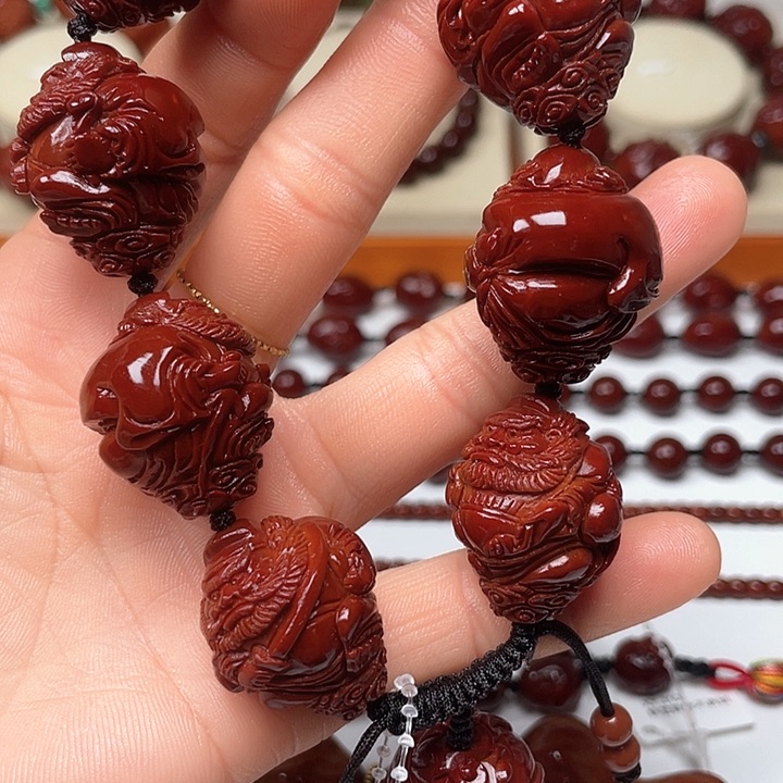 橄榄核手串｛****｝玉化钟馗