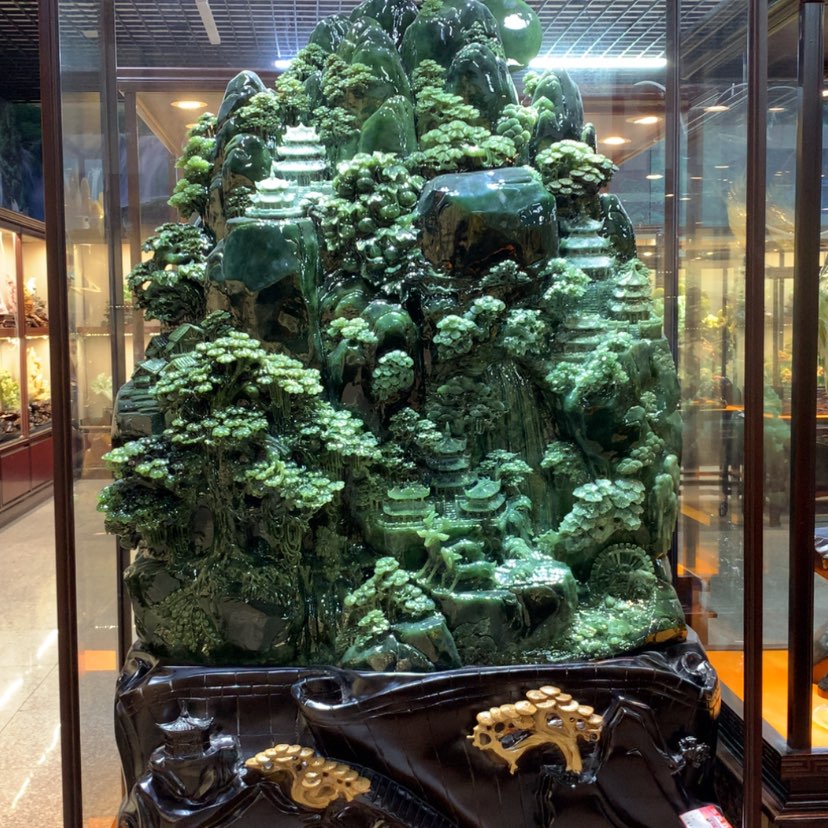 【闪购商品】蛇纹石玉摆件覆膜未镶嵌