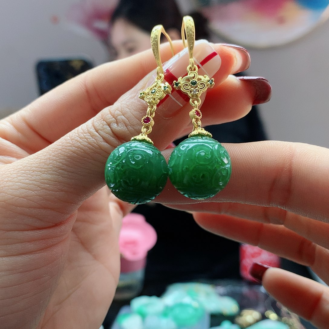 【闪购商品】和田玉耳饰未镶嵌