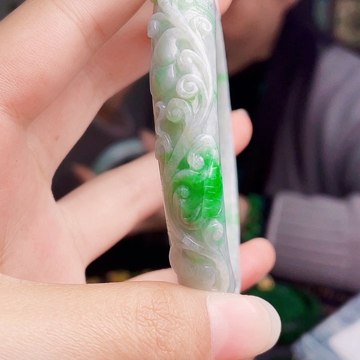 翡翠未镶嵌颈饰多样性61