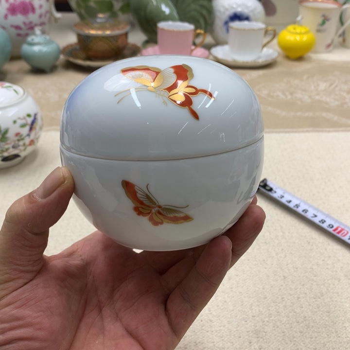 瓷片这点上方是因为