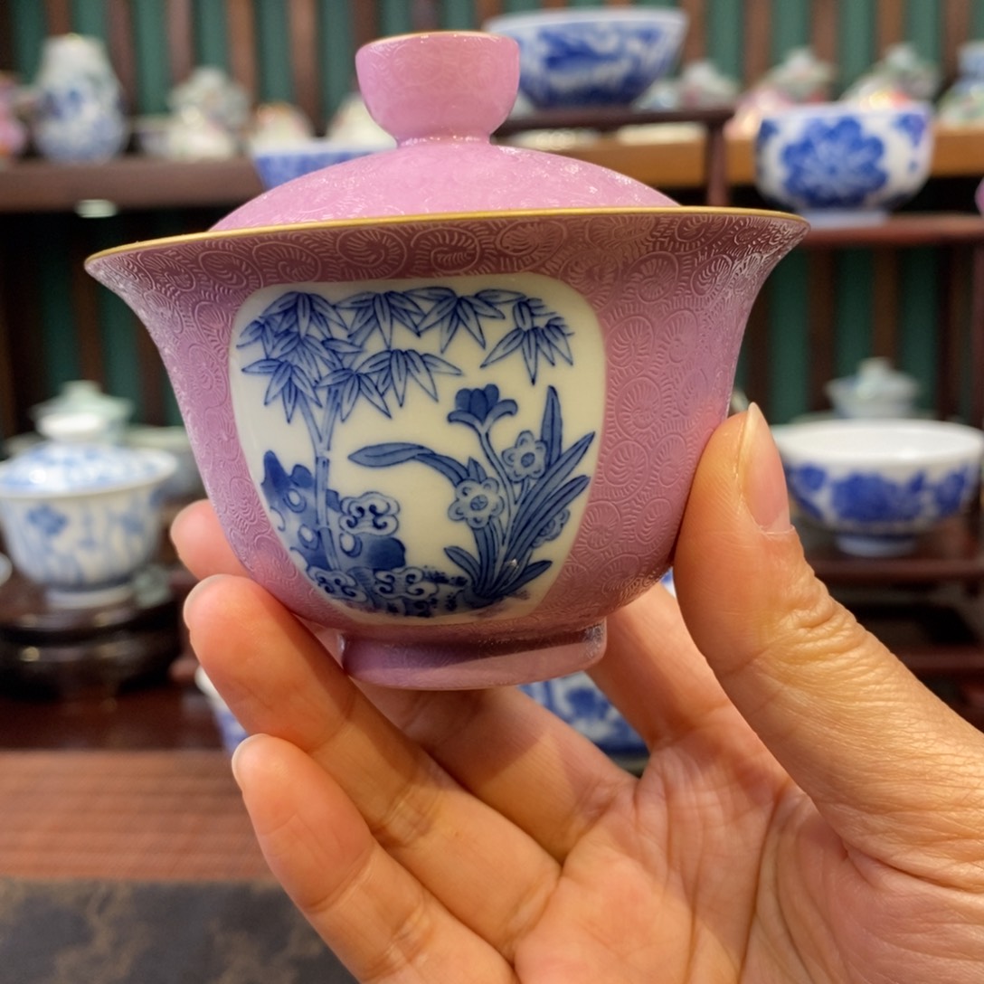 手工陶瓷紫府扒花开窗盖碗