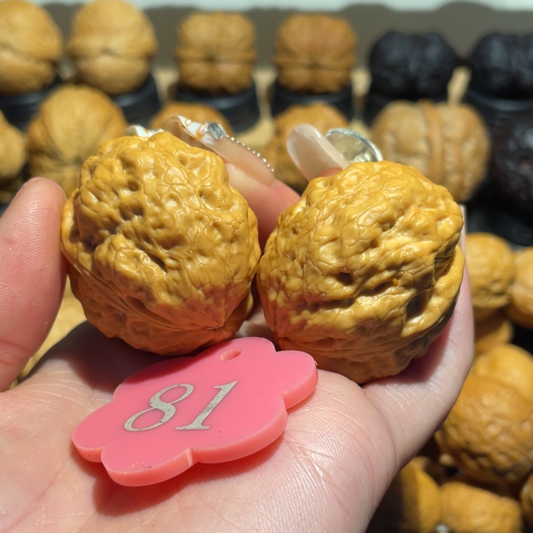 安***好金蟾疙瘩包核桃37。