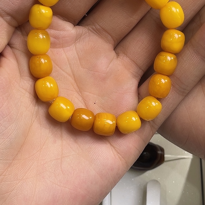 琥珀未镶嵌手链东西特别好
