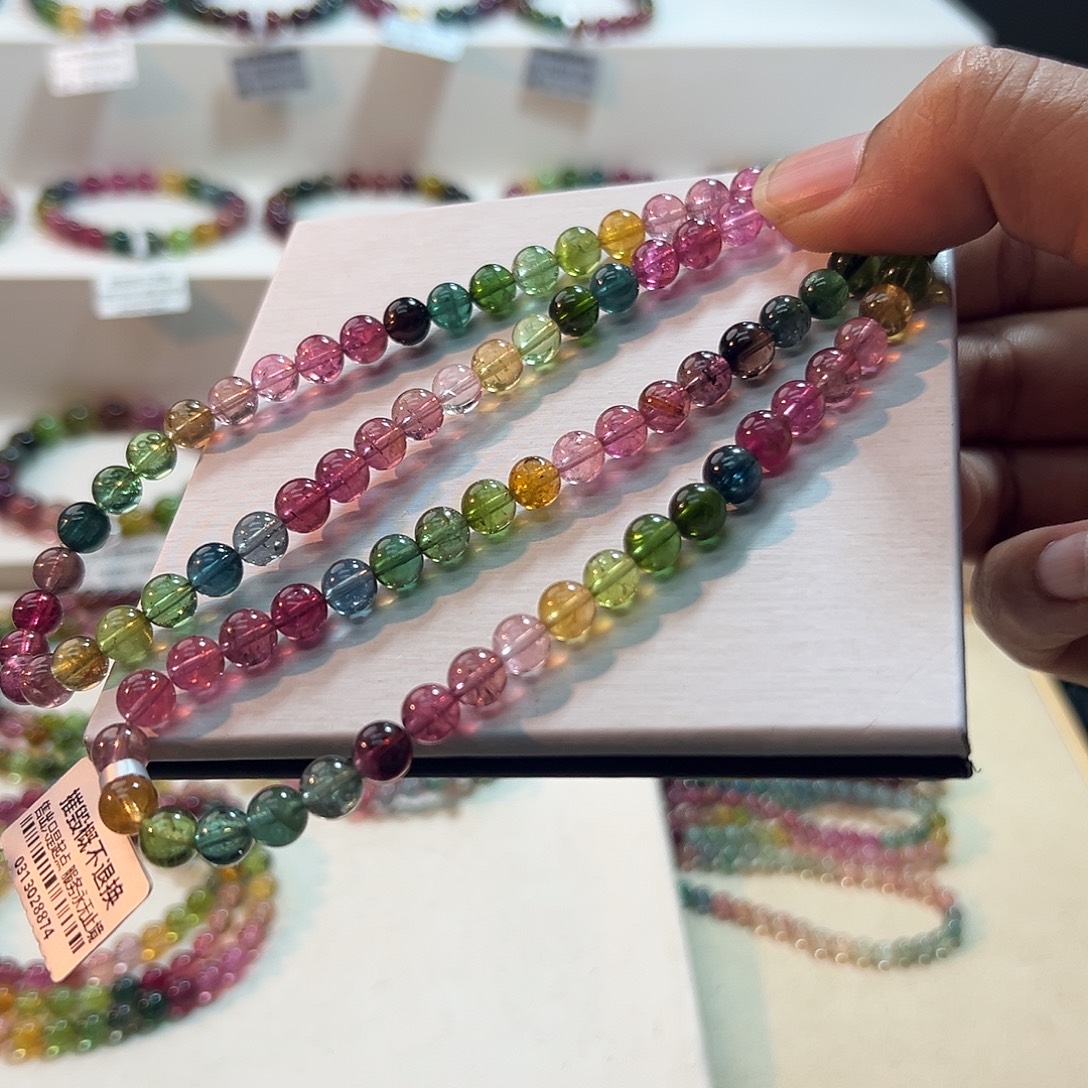 筱***茶手链未镶嵌碧玺碧玺