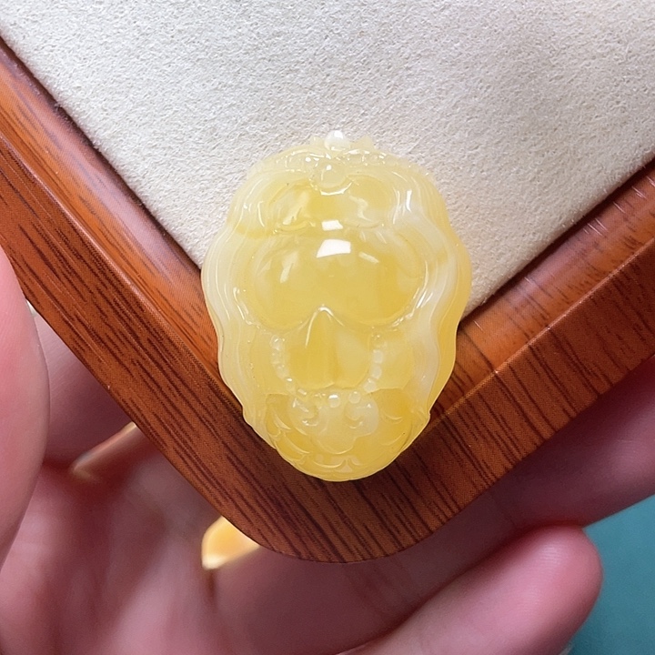 琥珀裸石未镶嵌蜜蜡