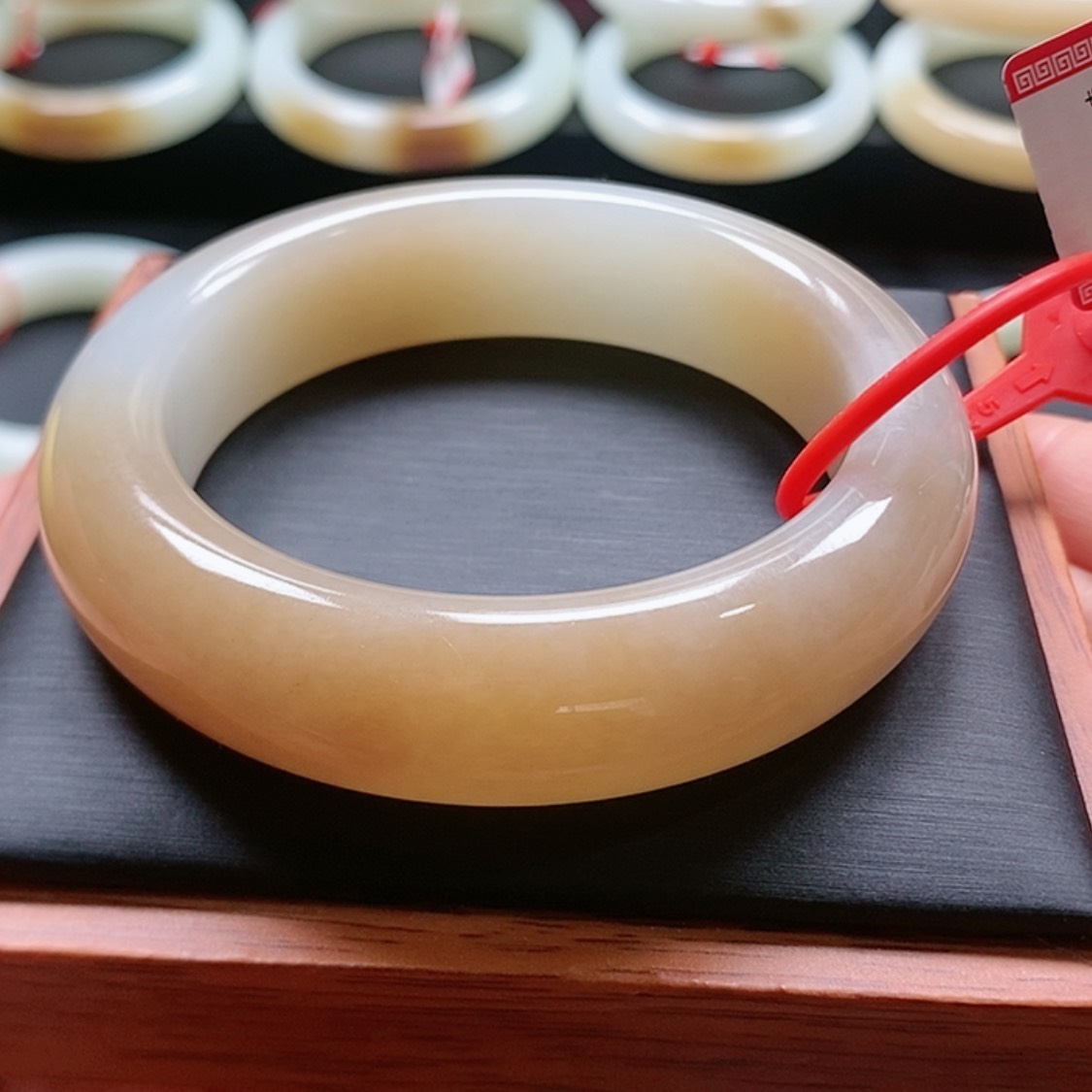 【闪购商品】和田玉57未镶嵌和田玉手镯