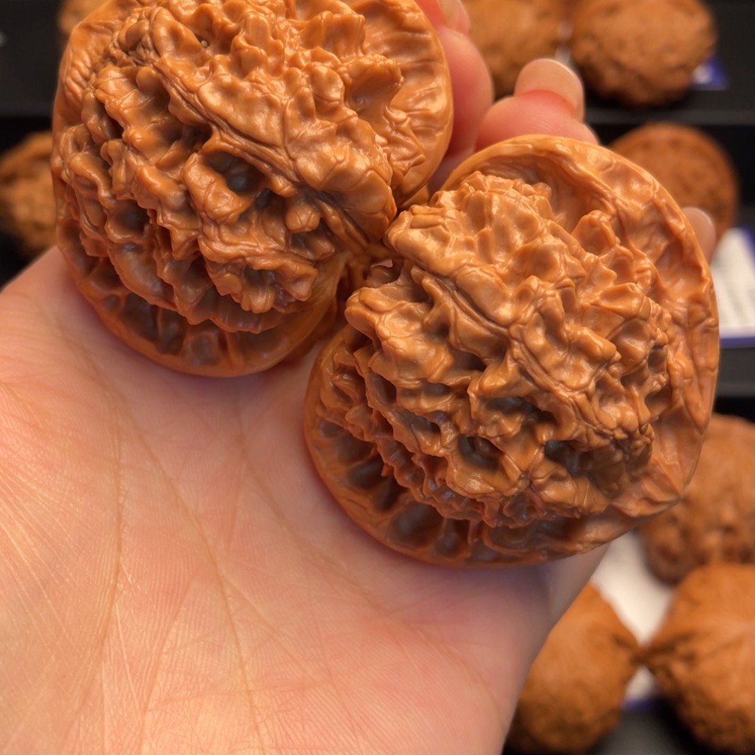 文玩核桃把件52官帽