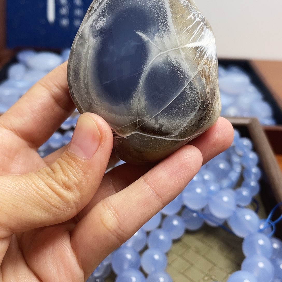 玛瑙/玉髓未镶嵌珠宝奇石