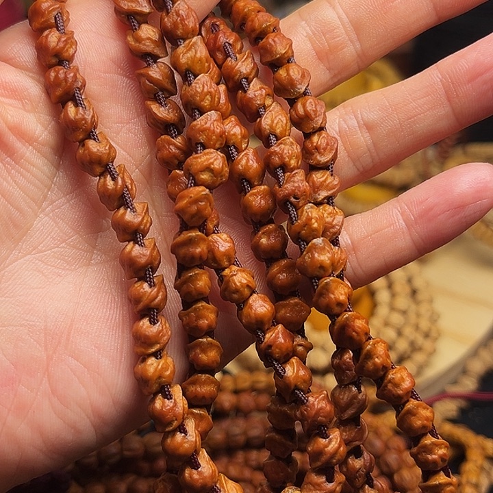 柏香籽/百香籽吊坠周**?