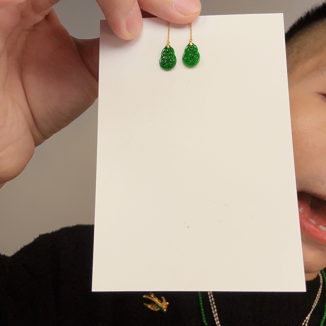 翡翠18K金镶嵌颈饰一对