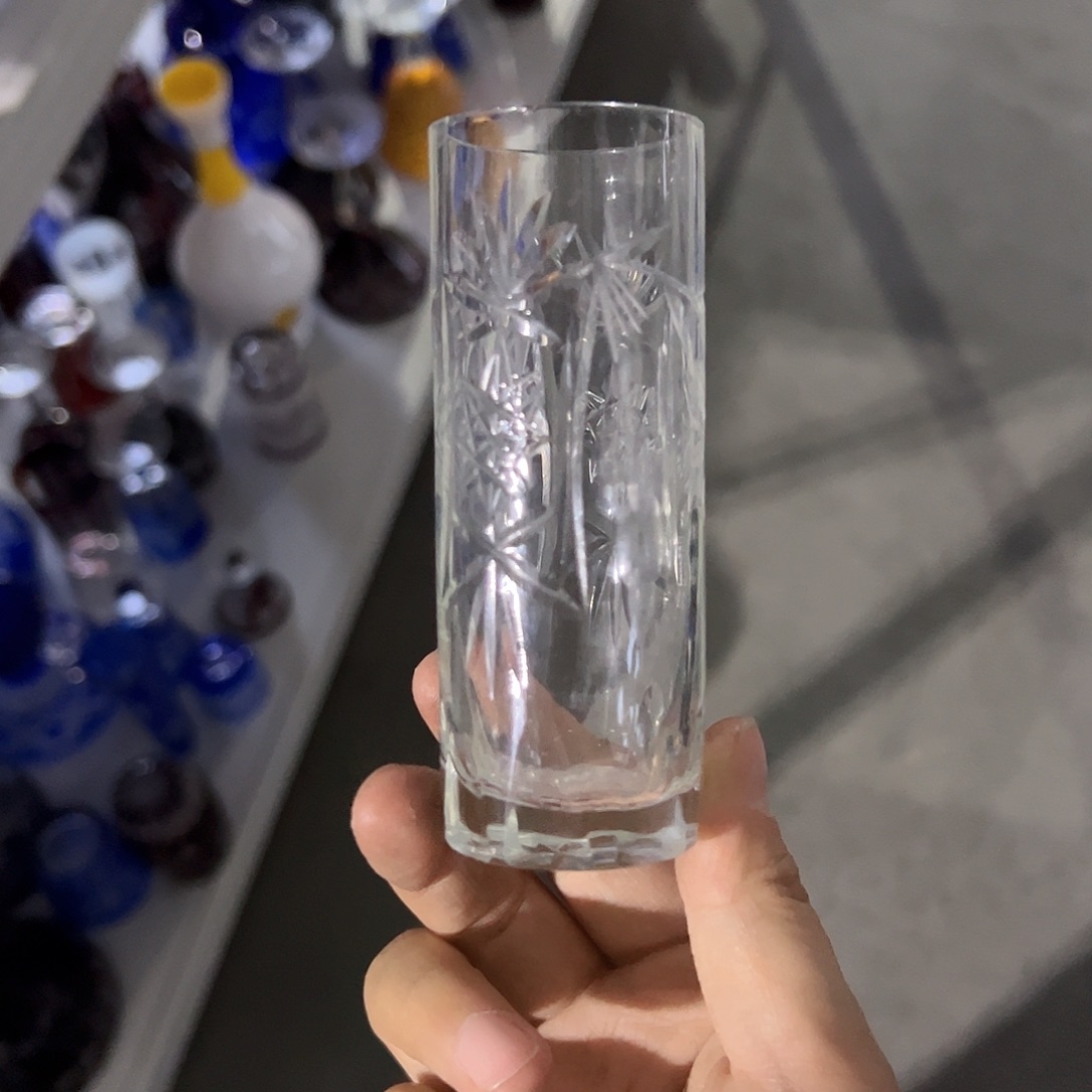 水晶玻璃高脚款微瑕一个
