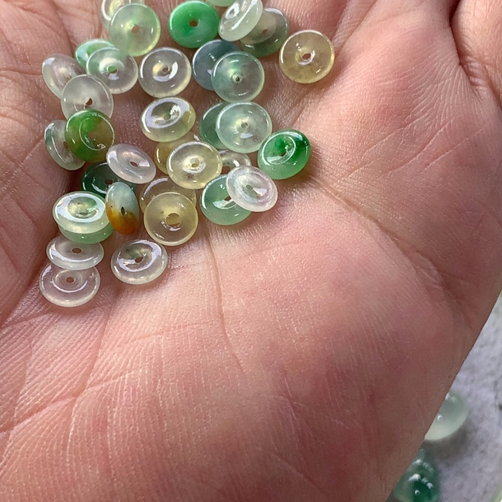 定制翡翠未镶嵌雪**宝翡翠