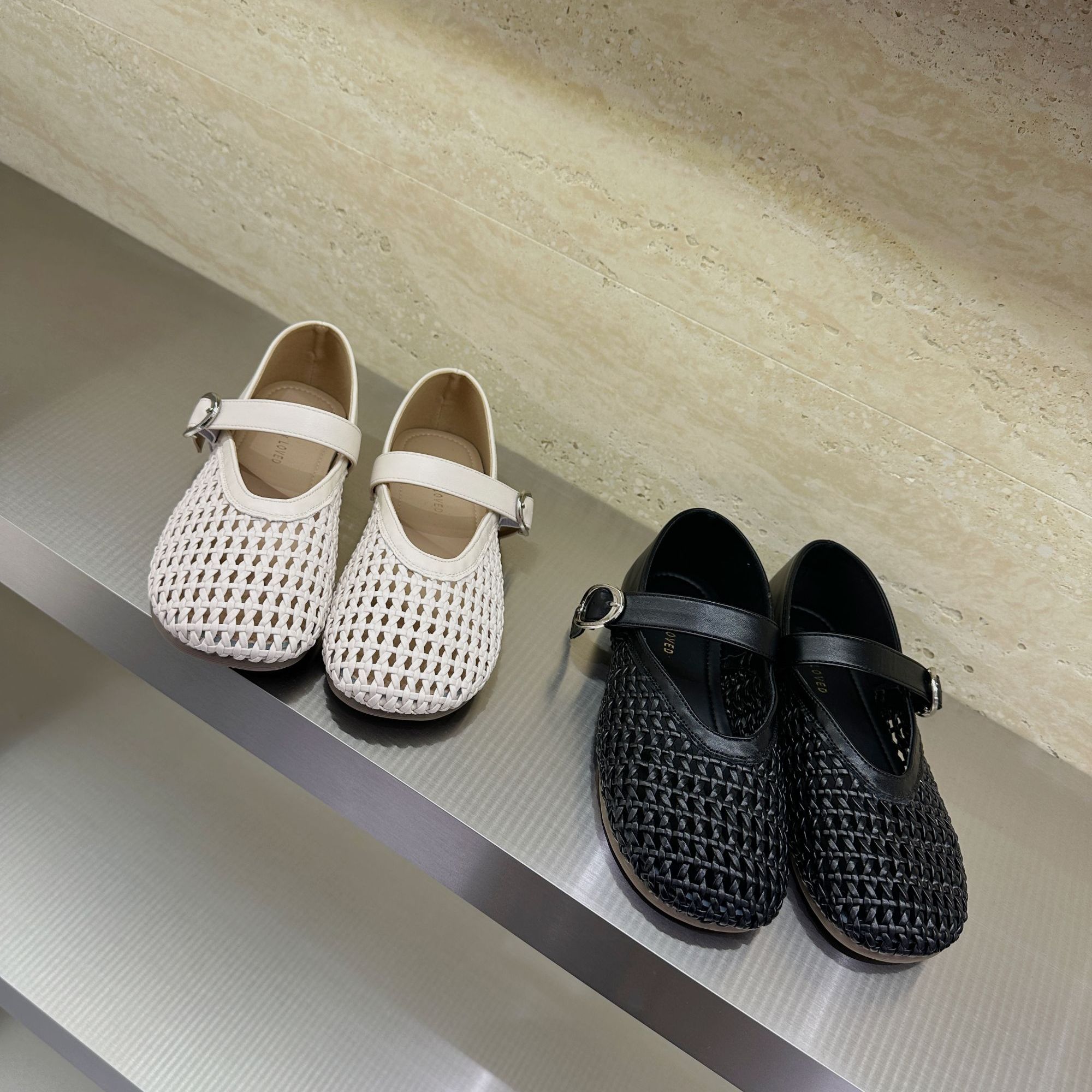 仓美美女装-镂空一字带渔网鞋（正码正拍，半码脚拍大！）