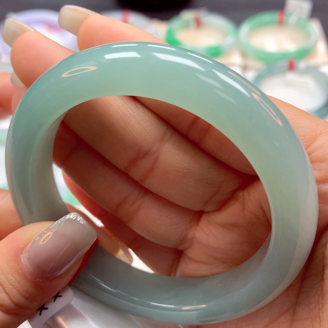 翡翠手镯未镶嵌57正27号88