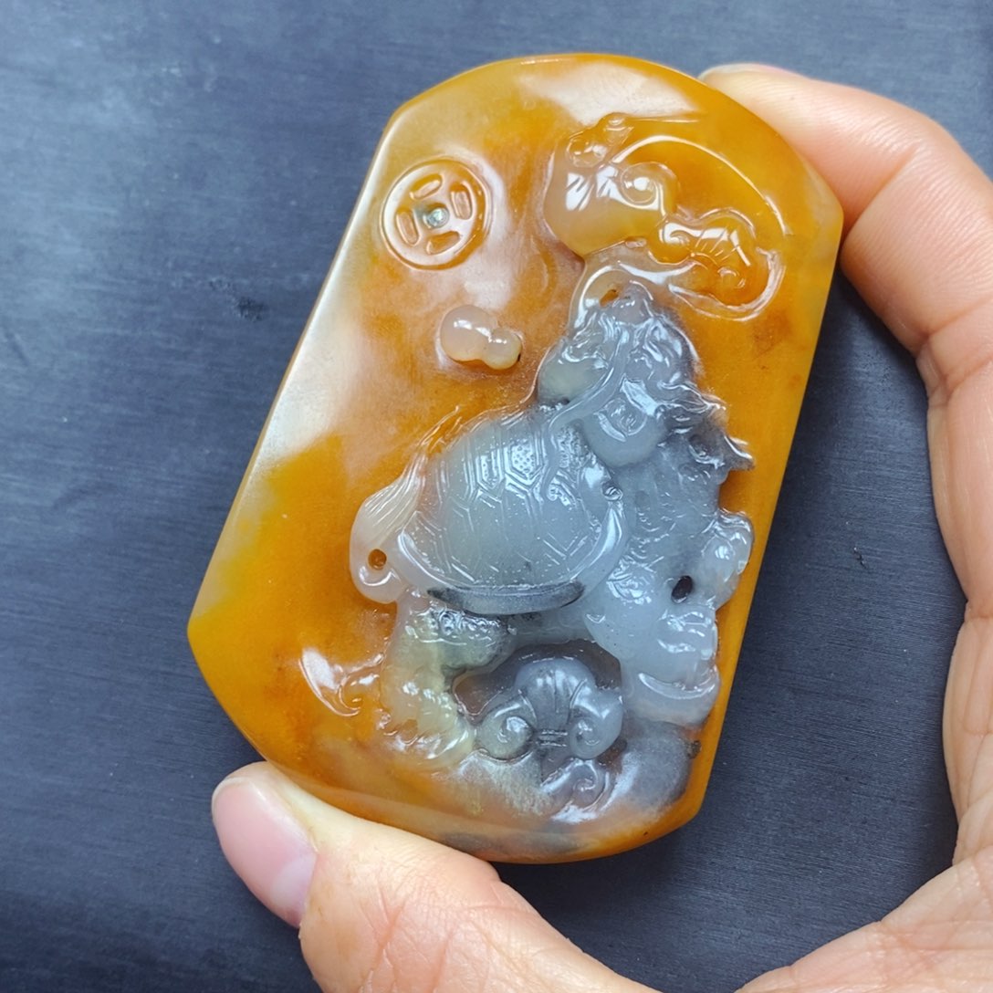 石英质玉颈饰未镶嵌