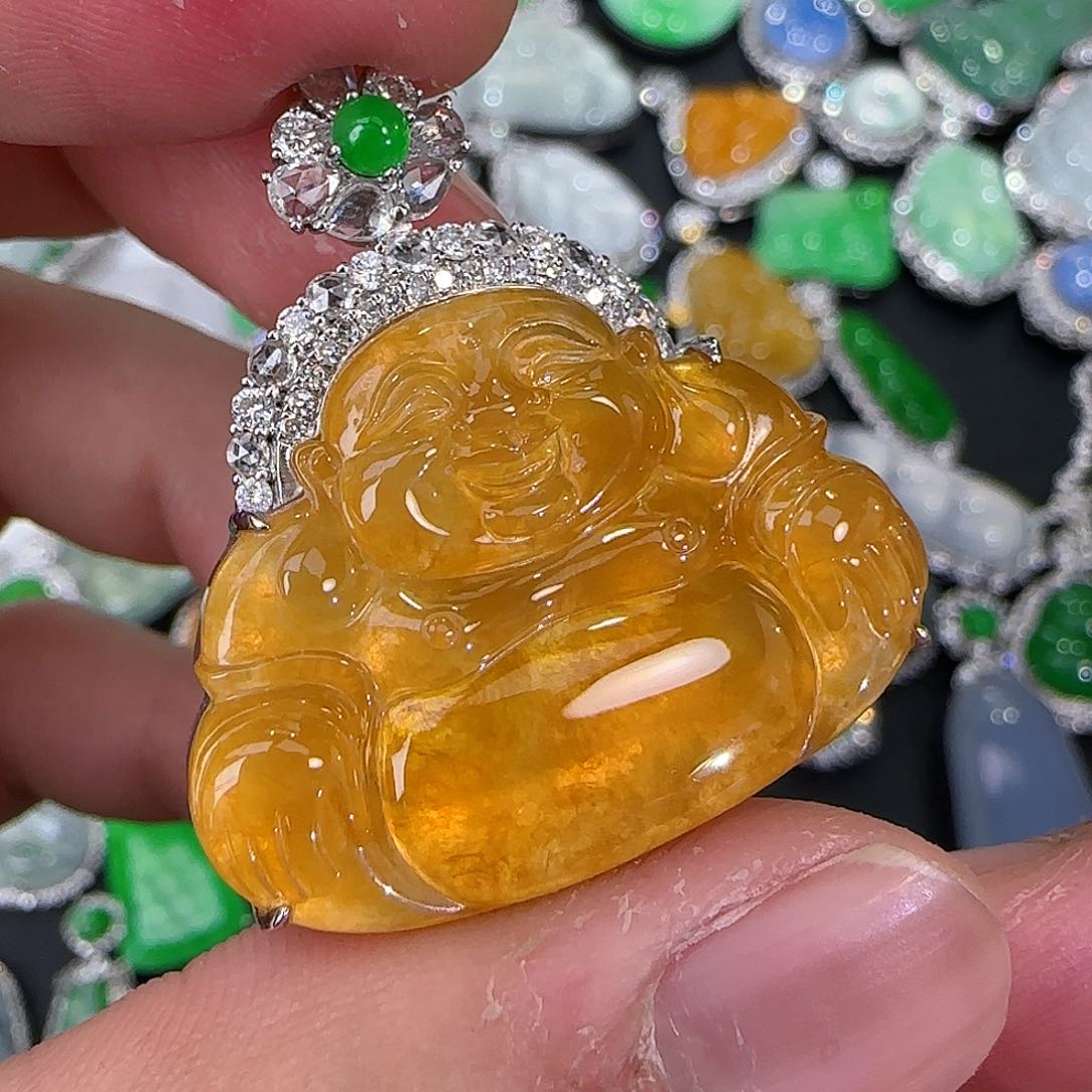 翡翠颈饰18K金镶嵌小*琴天然翡翠