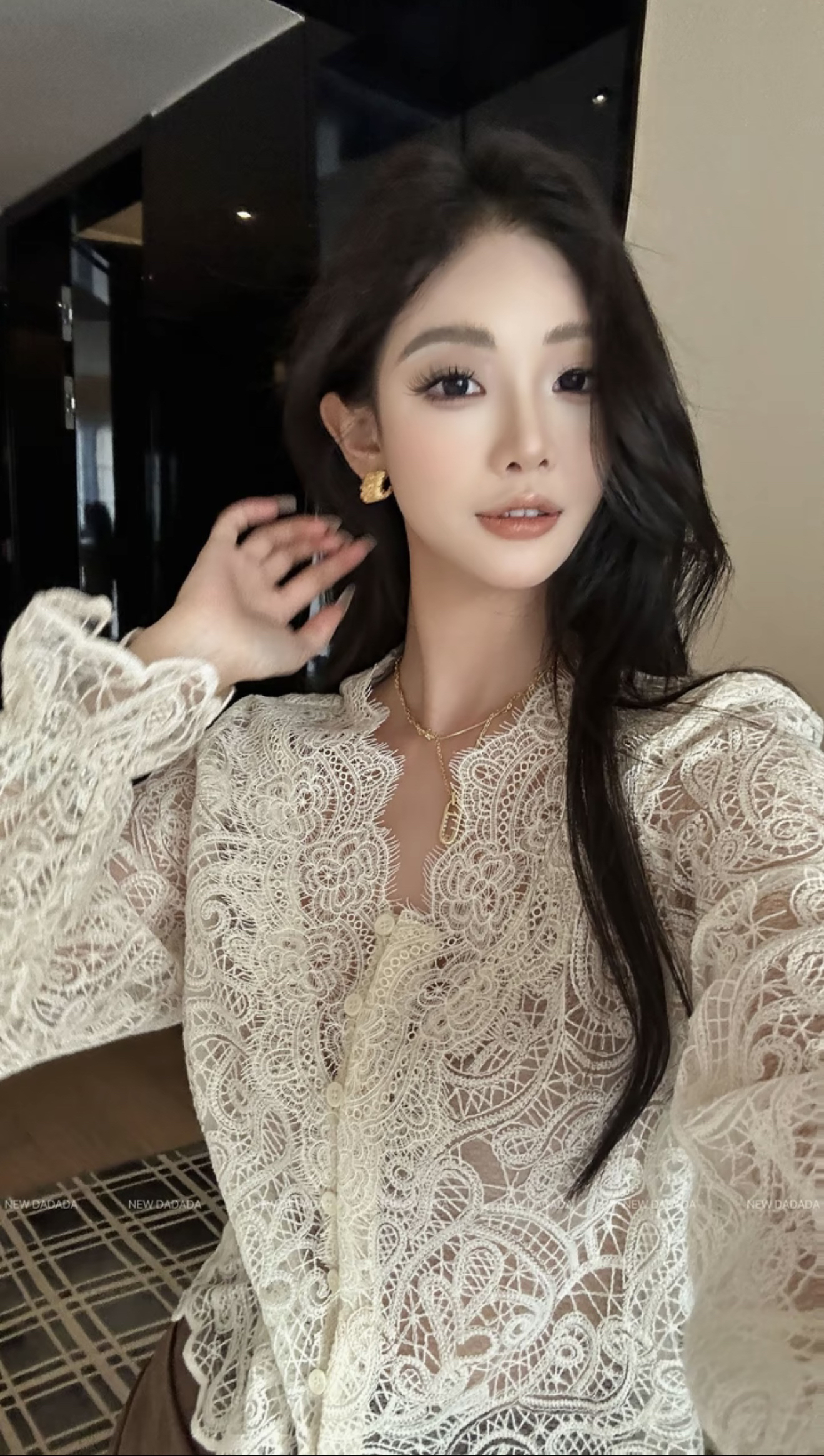 【运费补贴】山茶花V领长袖蕾丝衫超仙设计感法式打底上衣