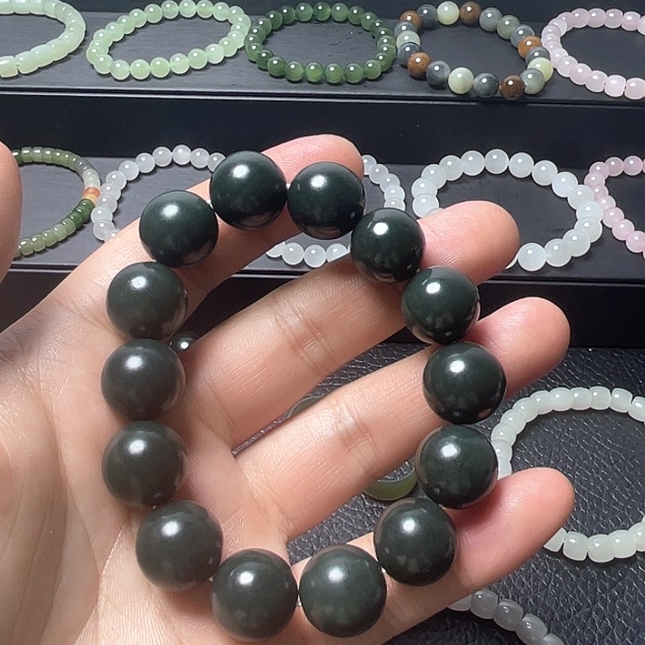 和田玉手串未镶嵌