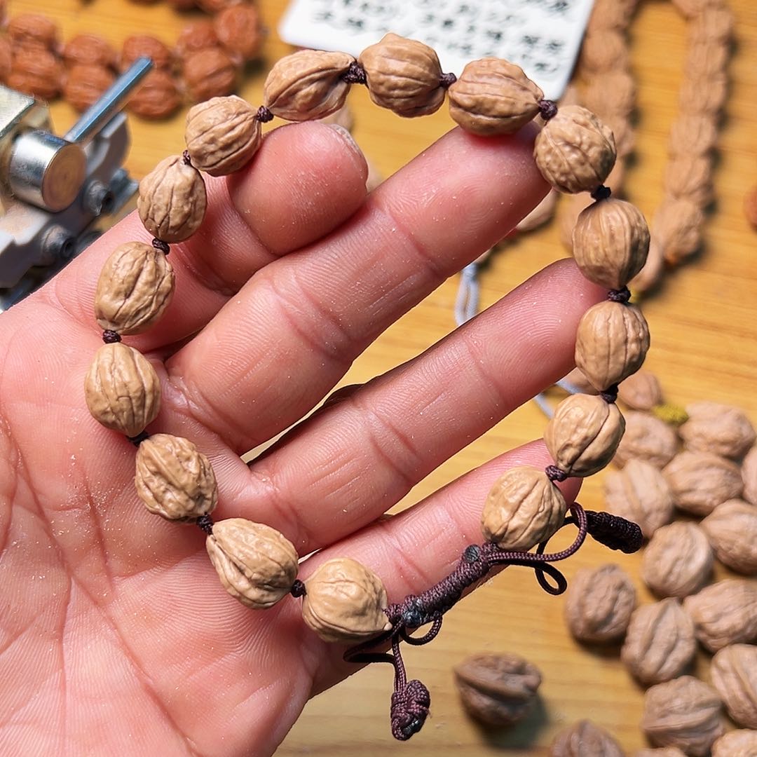 猴头核桃吊坠金蟾11