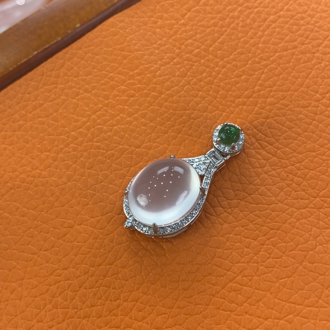 石英质玉吊坠(赠链)银S925镶嵌