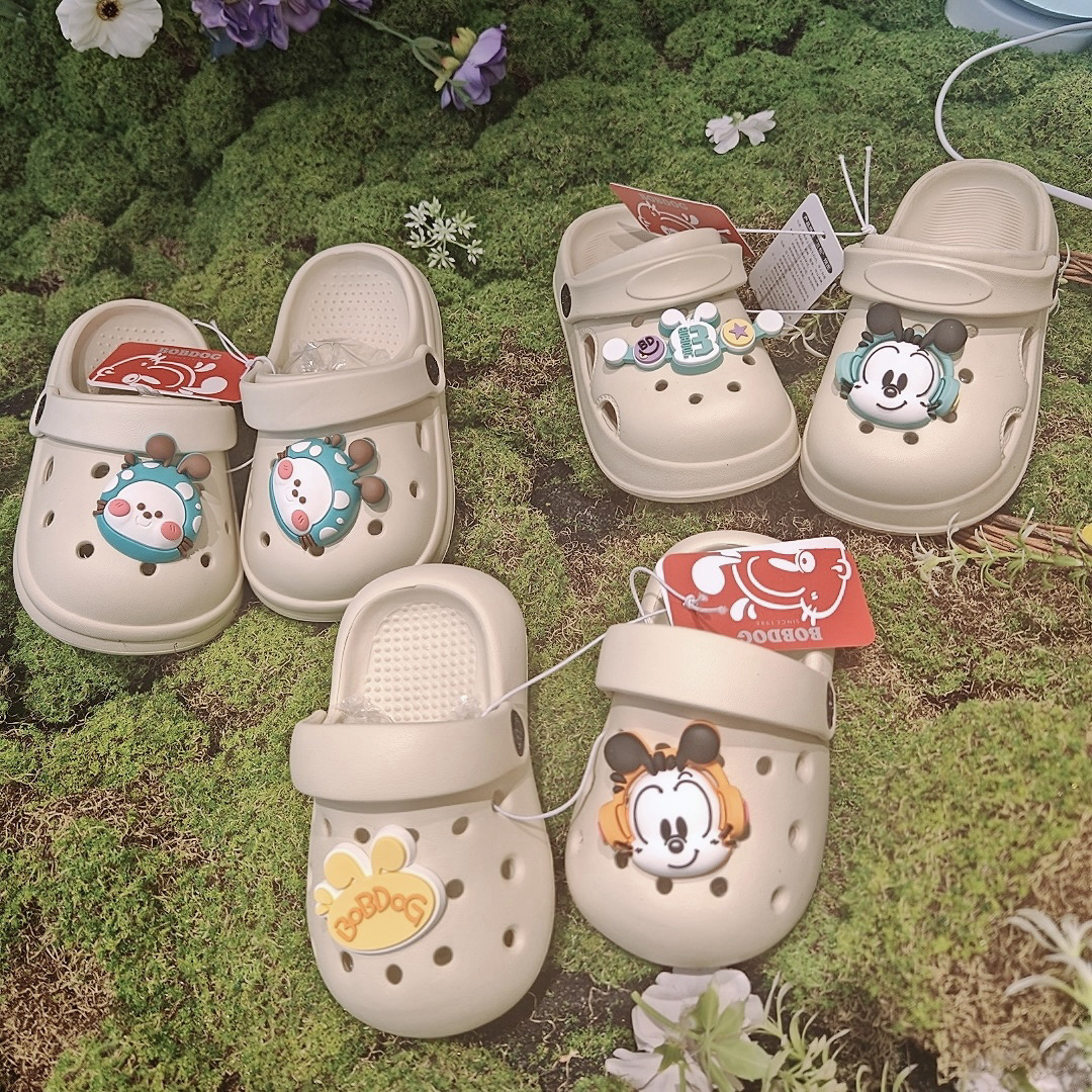 ［笑汐汐］童装新款防滑洞洞凉拖