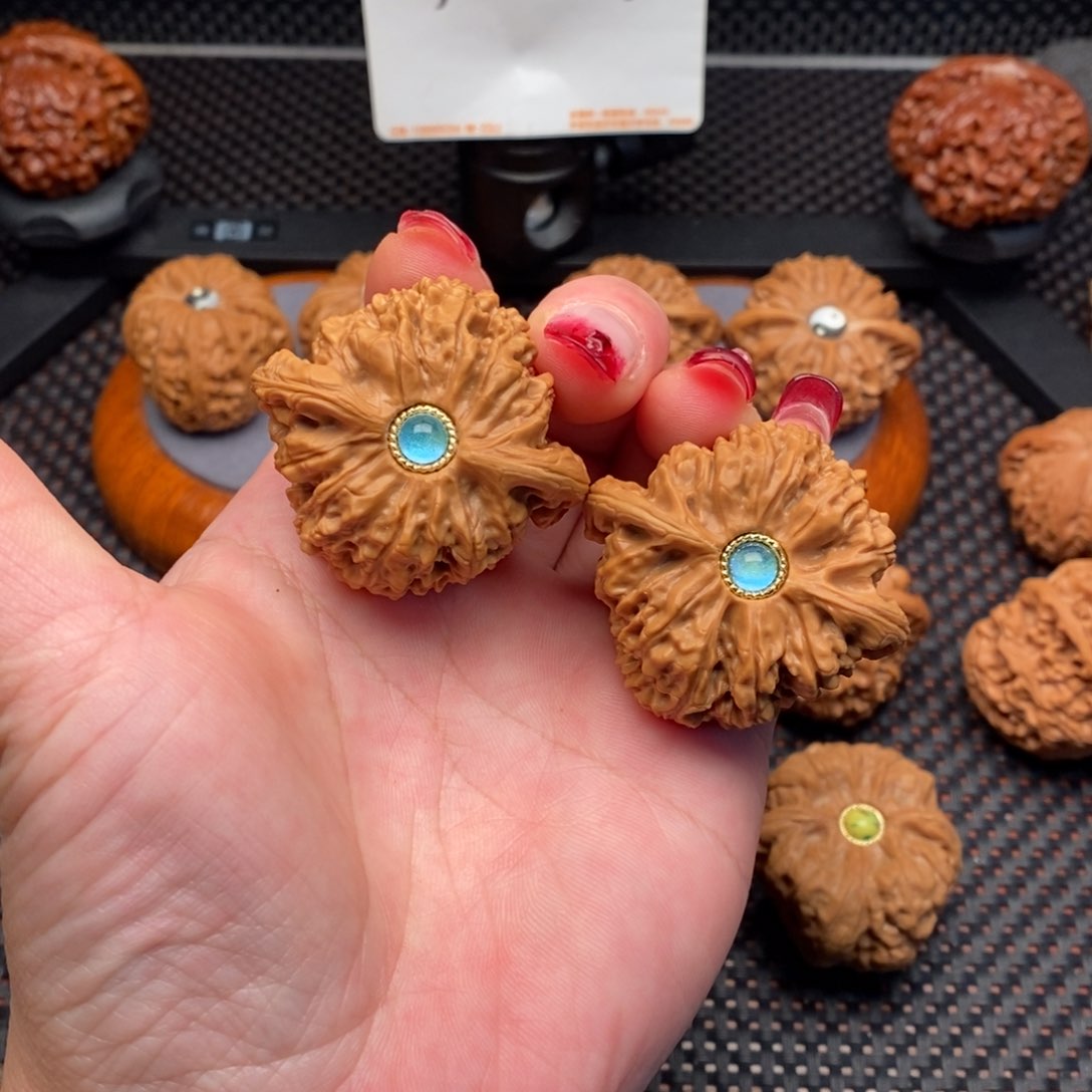 文玩核桃把件赵喜满南疆石45尺