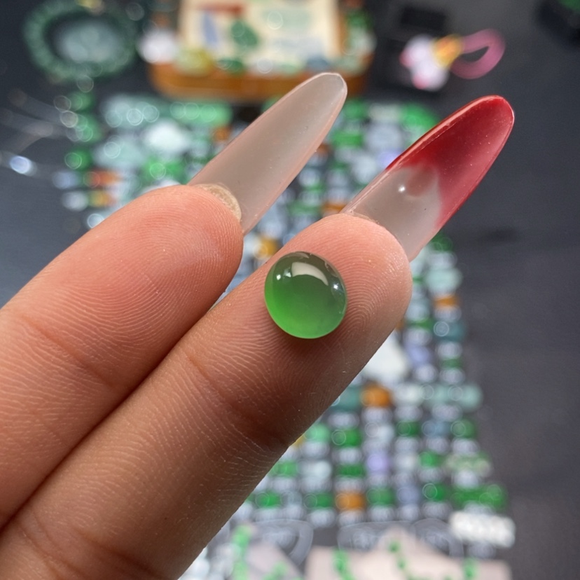 【闪购商品】翡翠挂件未镶嵌蛋