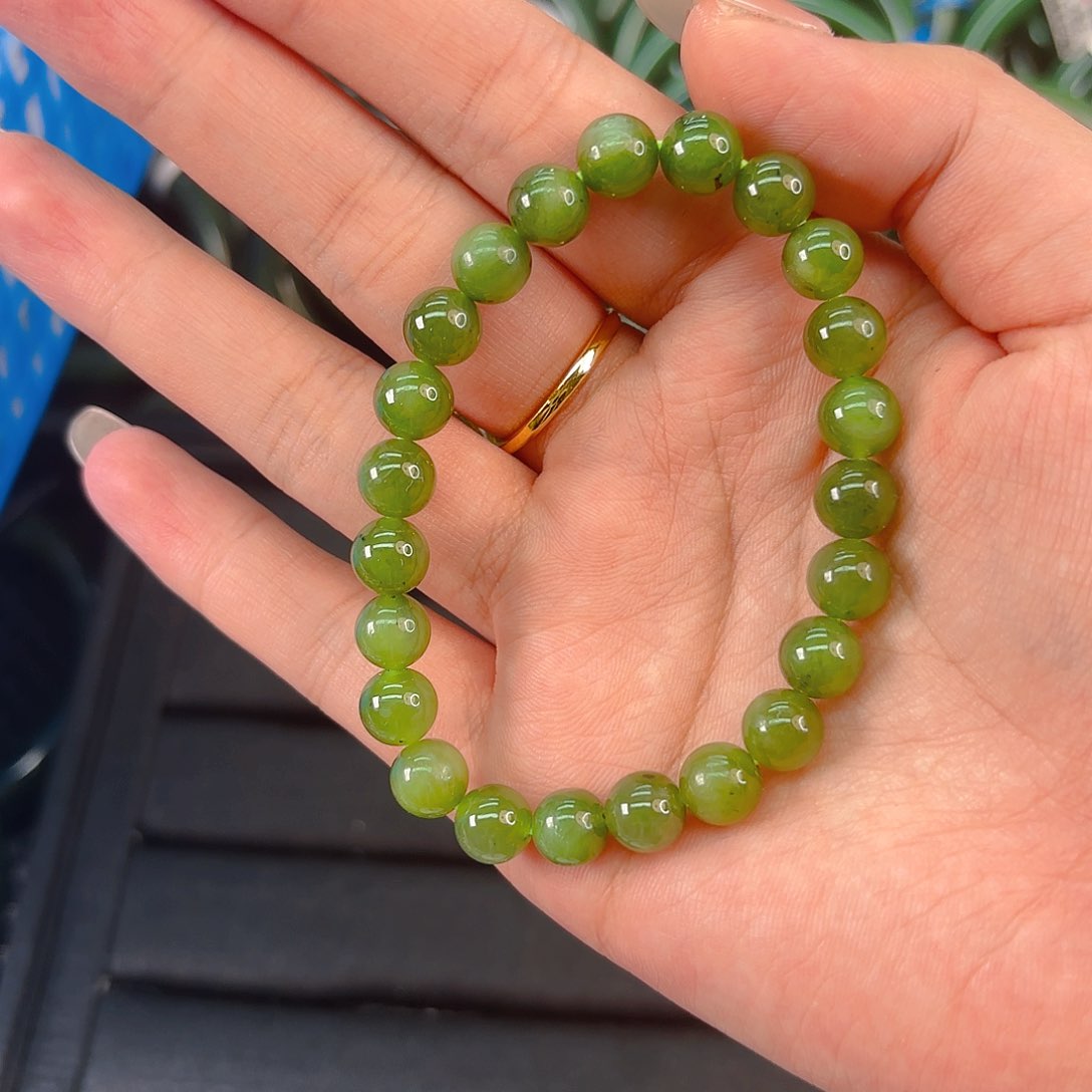 颈饰未镶嵌和田玉碧玉卡8手串 阳绿