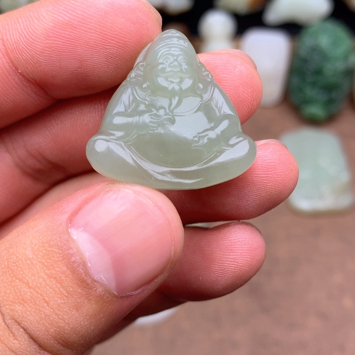 和田玉（糖玉）未镶嵌颈饰