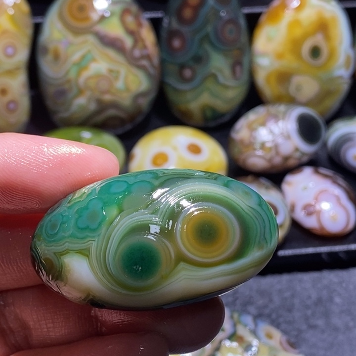 玛瑙/玉髓未镶嵌珠宝奇石207