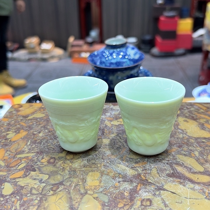 青瓷浮雕杯一组。。。品茗