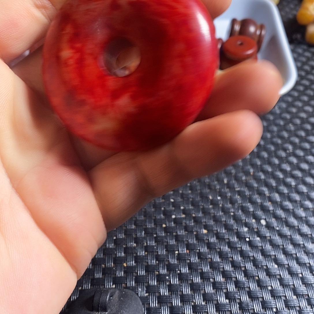 岫玉未镶嵌珠宝奇石