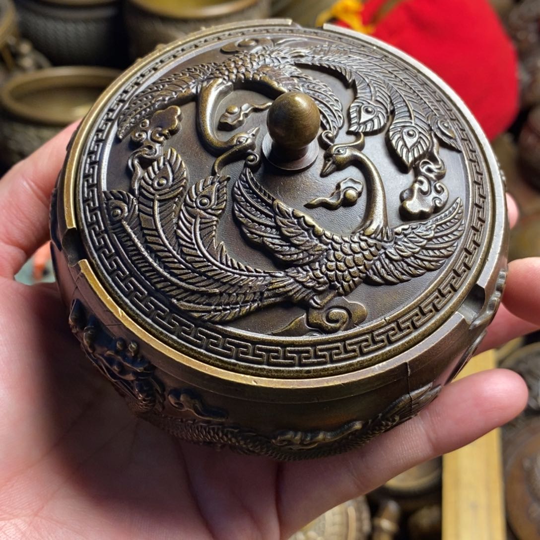 精美铜器做工精良