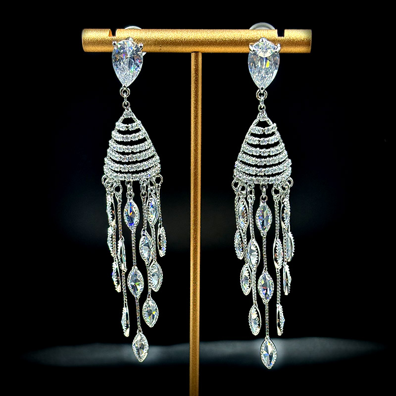 铜合金耳饰 高级感精致长款流苏锆石水滴耳坠女气质重工时尚耳环