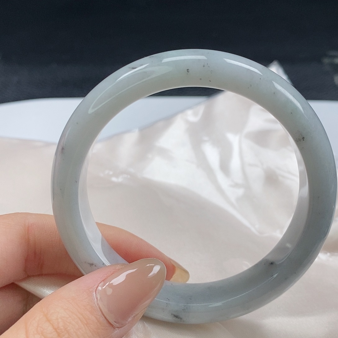 【闪购商品】翡翠手镯未镶嵌227号