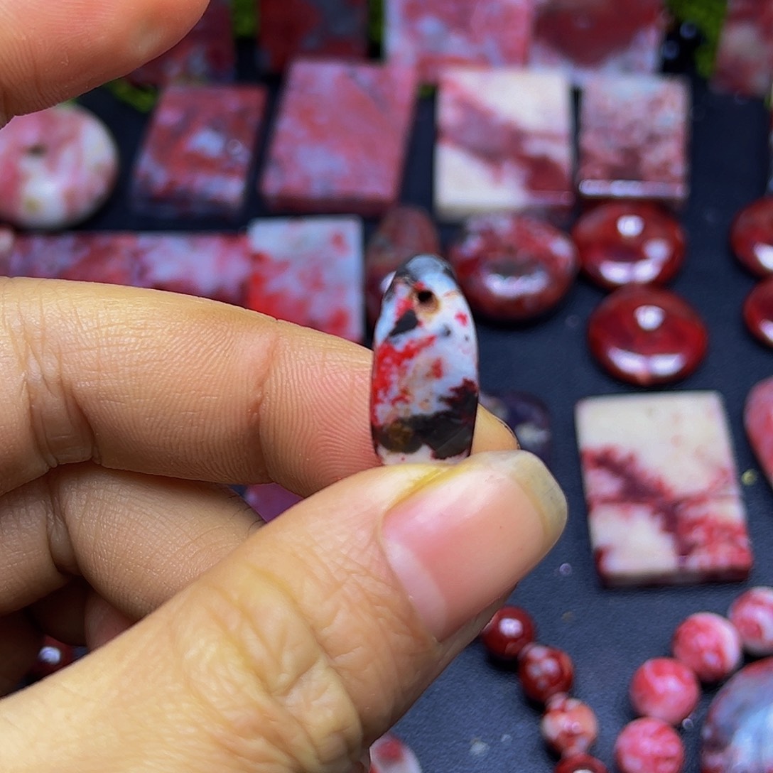 天然辰砂朱砂吊坠