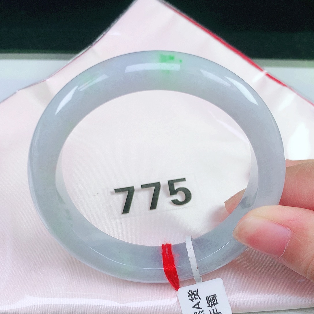 未镶嵌手镯翡翠翡翠手镯