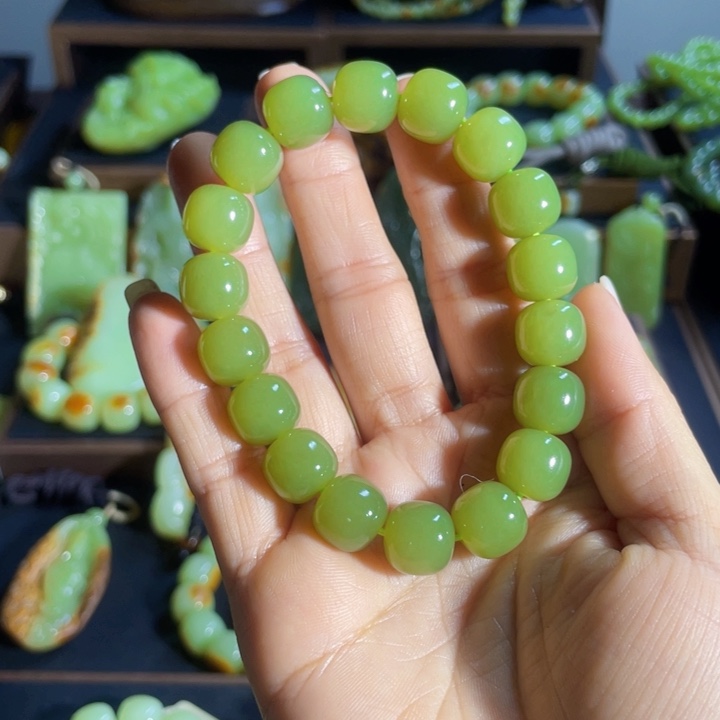 和田玉手链未镶嵌妙****具