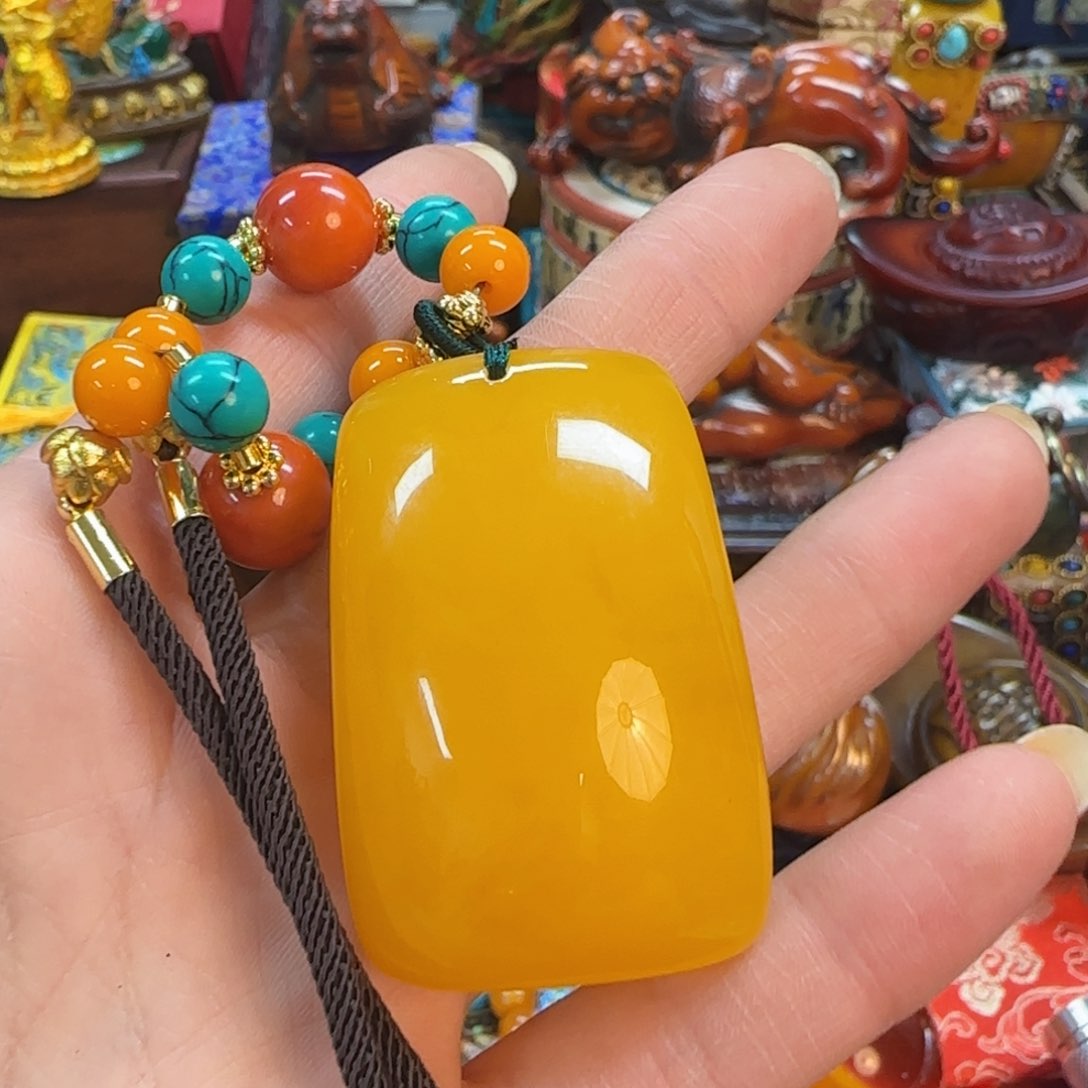 蜜蜡裸石未镶嵌卓玛推荐