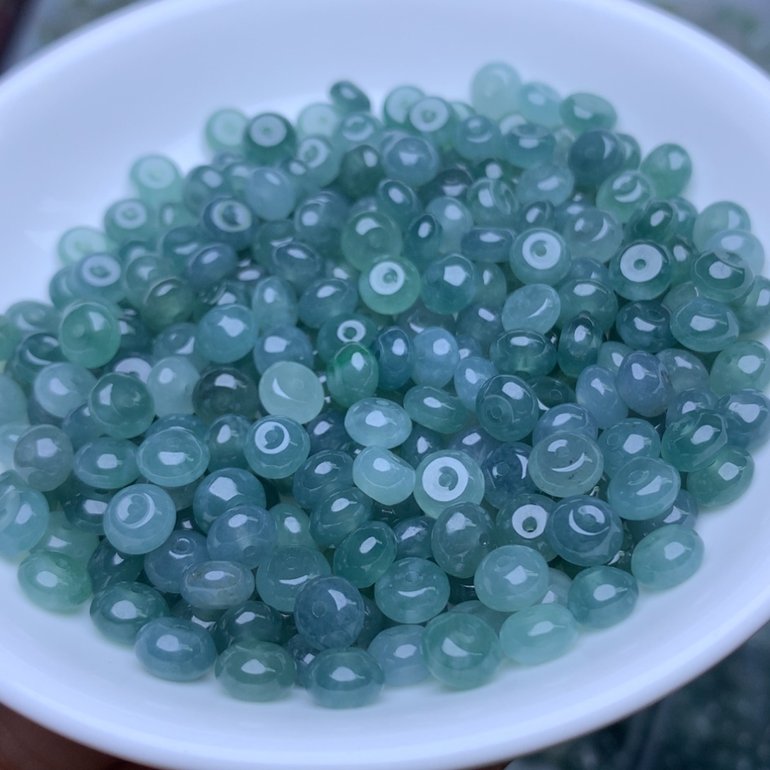 散珠翡翠卡3.5乘6.4冰蓝水鼓珠50个单圈