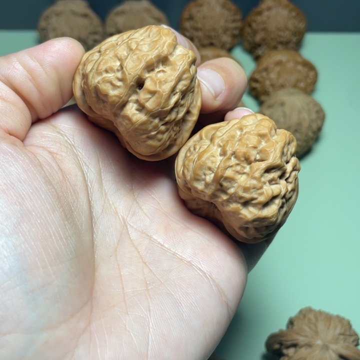 小***春文玩核桃把件37全品蛙