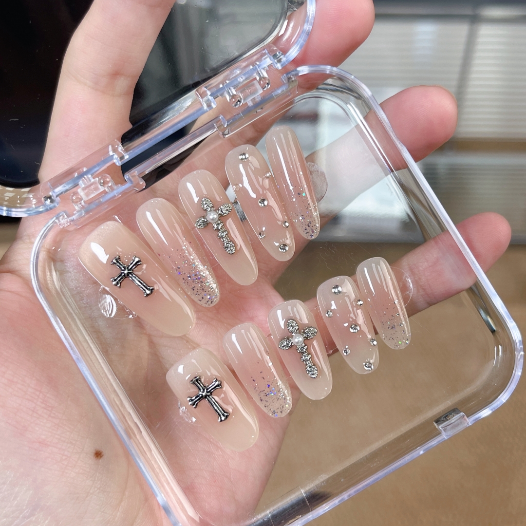 十字 纯欲裸色穿戴甲手工高级感轻奢美甲贴片渐变美甲
