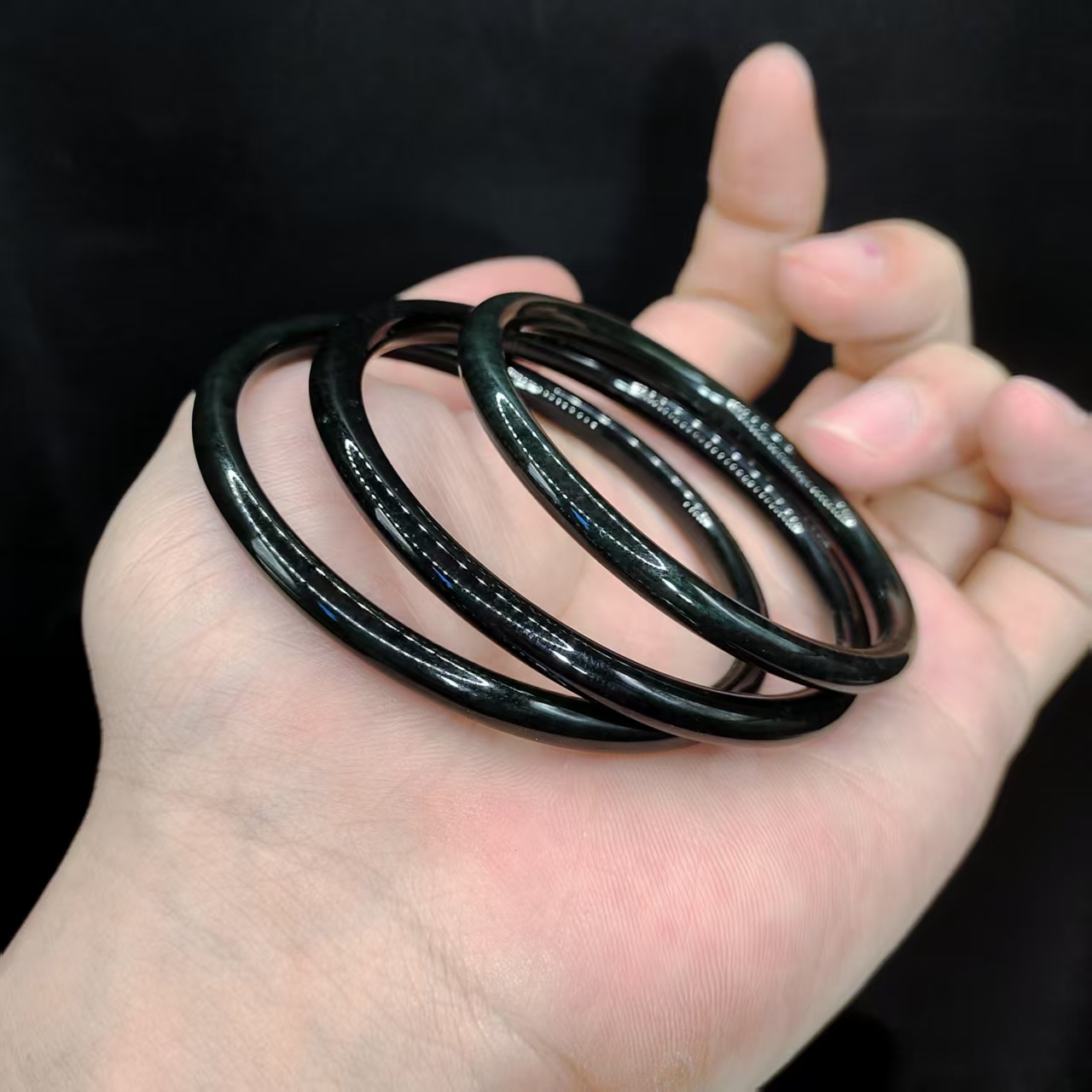 【老三珠宝】和田玉美人条手镯J17【多样性发其一】圈口52-65mm