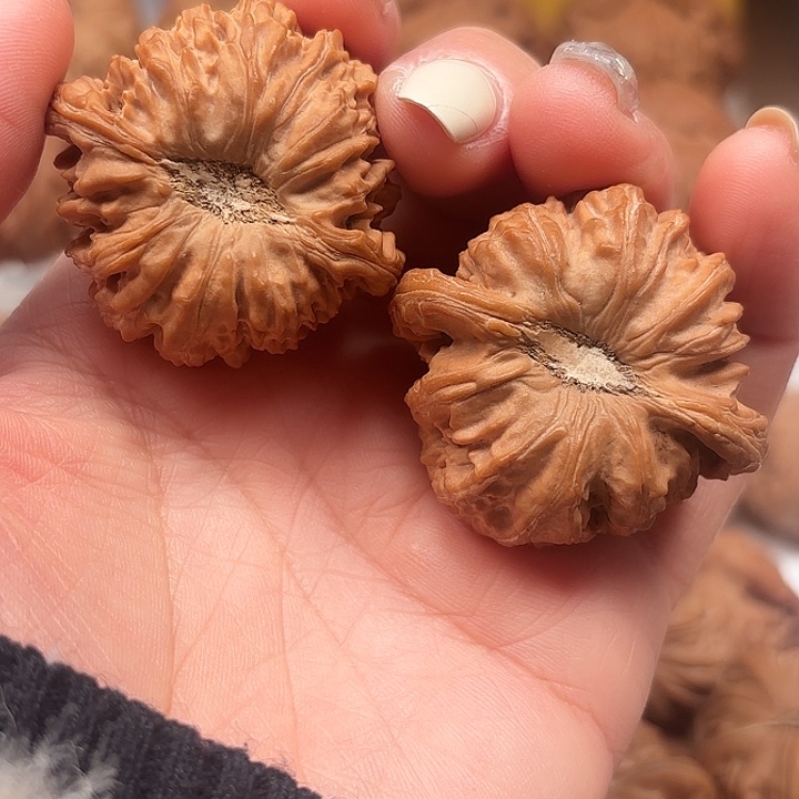 我***方吊坠文玩核桃白狮子40