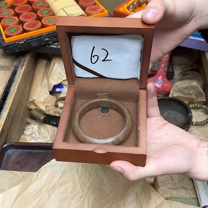 大叶紫檀（黑酸枝木类）